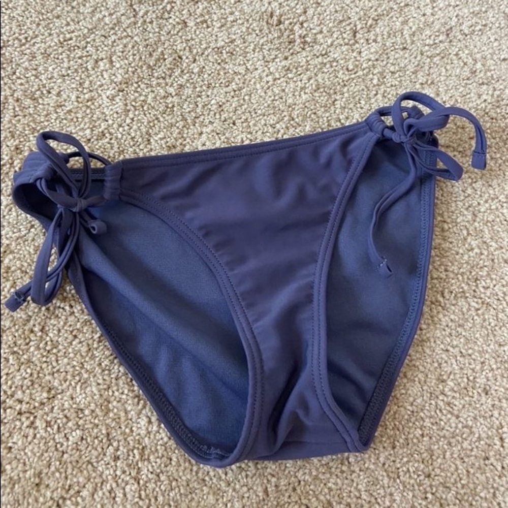 Bikini bottoms
